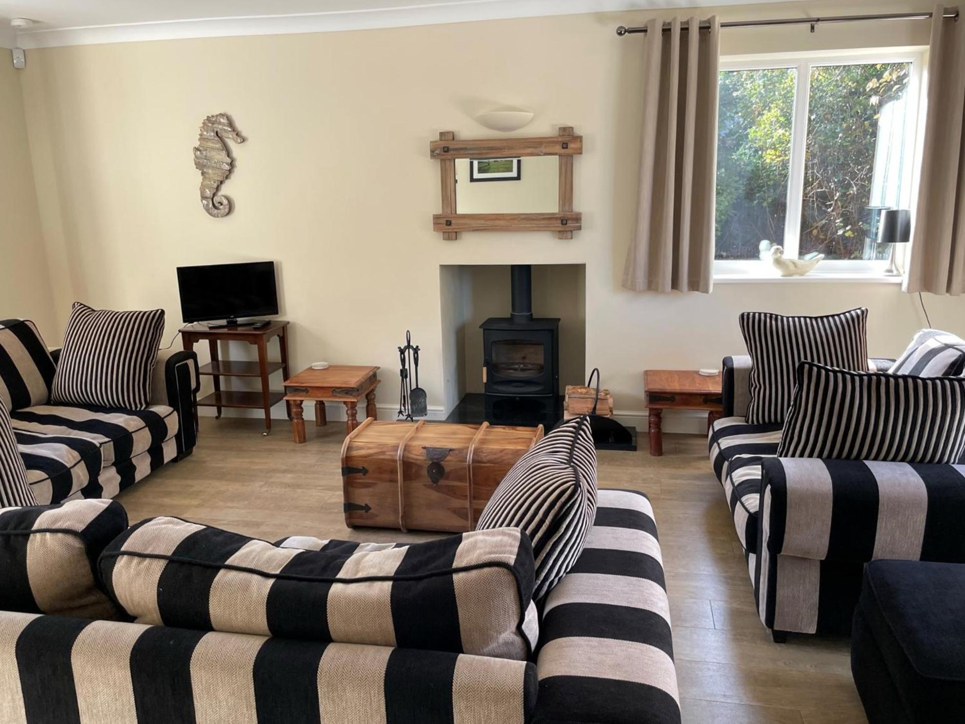 Saltkettle In Blakeney, Sleeping 12 In 5 Bedrooms เบลคนีย์ ภายนอก รูปภาพ