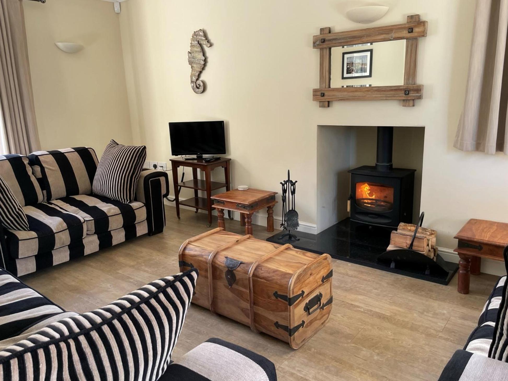 Saltkettle In Blakeney, Sleeping 12 In 5 Bedrooms เบลคนีย์ ภายนอก รูปภาพ