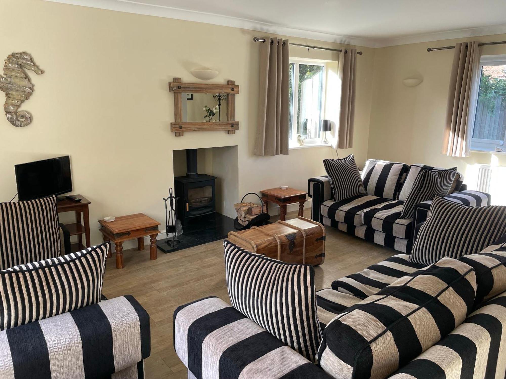 Saltkettle In Blakeney, Sleeping 12 In 5 Bedrooms เบลคนีย์ ภายนอก รูปภาพ