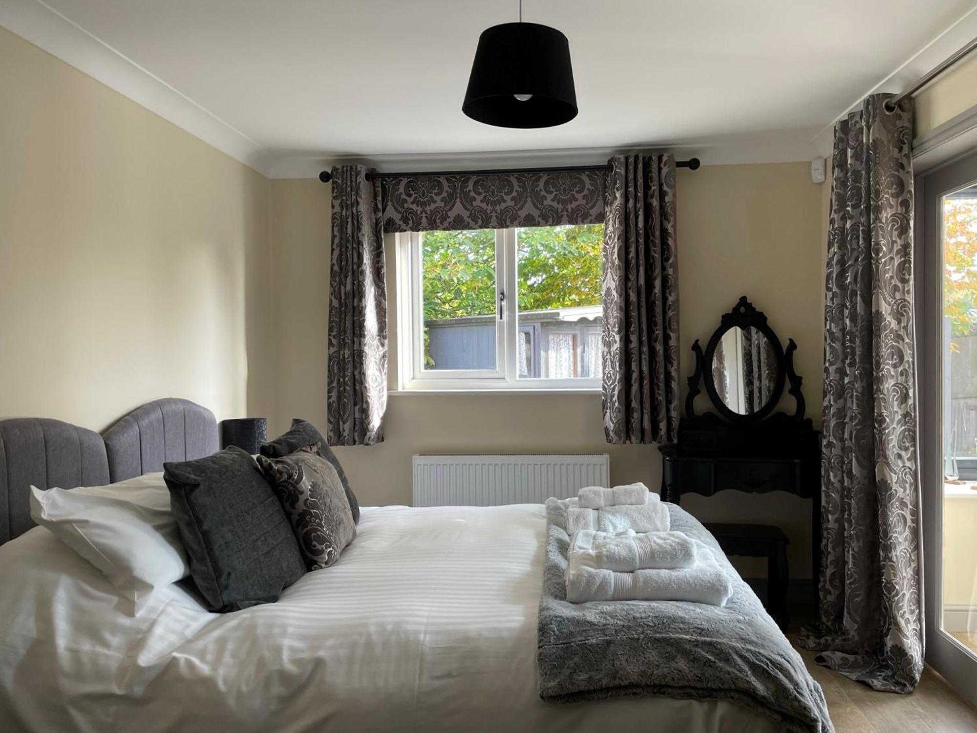 Saltkettle In Blakeney, Sleeping 12 In 5 Bedrooms เบลคนีย์ ภายนอก รูปภาพ