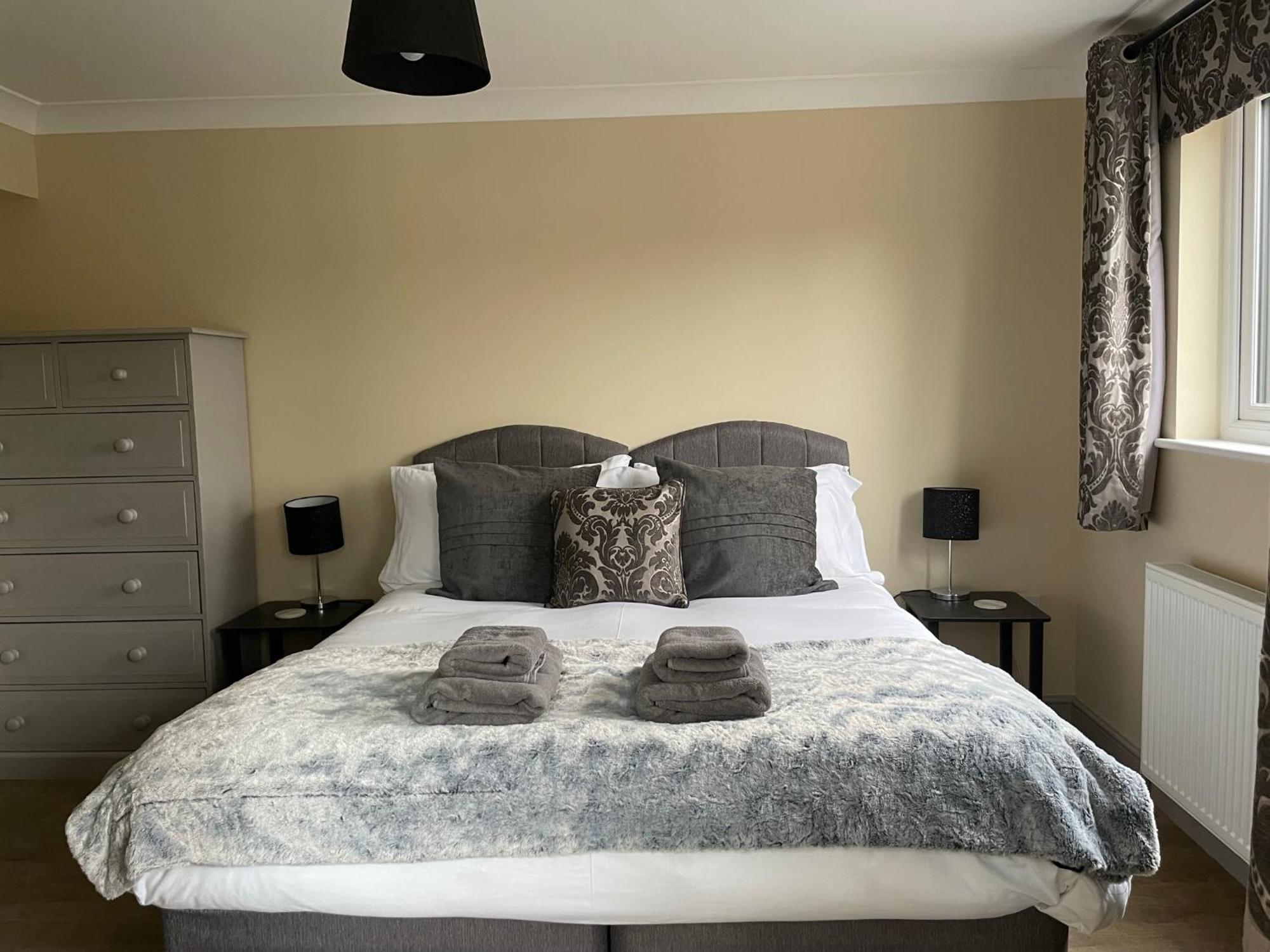 Saltkettle In Blakeney, Sleeping 12 In 5 Bedrooms เบลคนีย์ ภายนอก รูปภาพ
